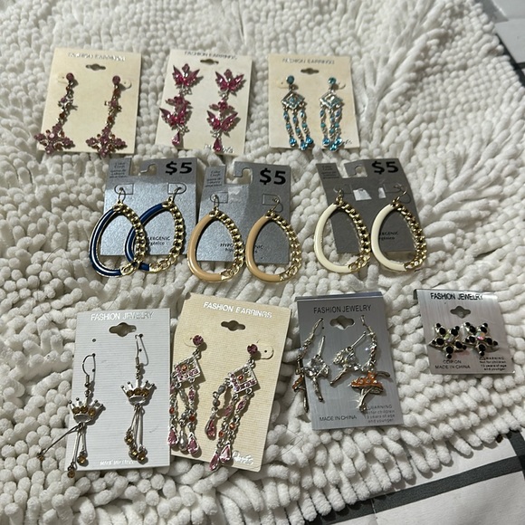 earrings - Picture 1 of 9
